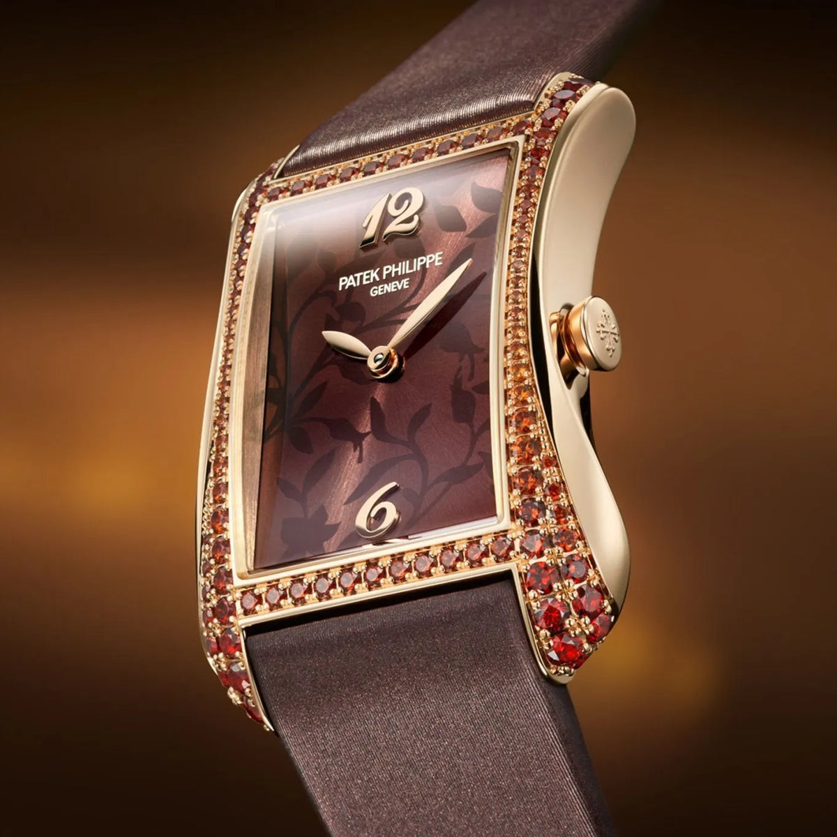 Patek Philippe atrue 7099G 001 Gondolo Ladies