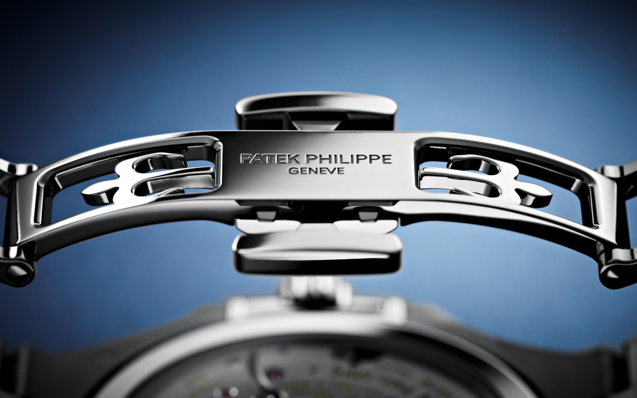 Patek Philippe Nautilus 5740/1G-001 – White Gold Perpetual-DUBAILUXURYWATCH